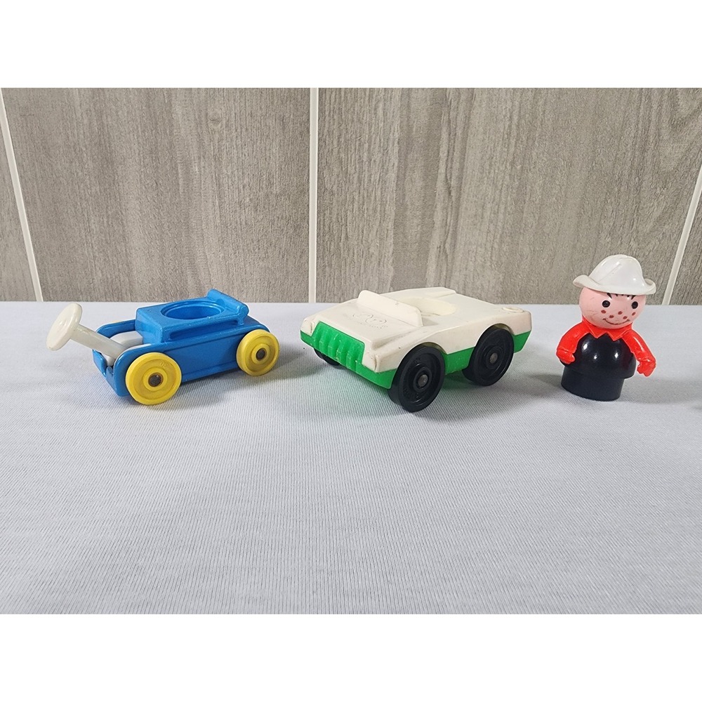 Fisher Price Little People Vintage Vehicle Cars Figure Lot